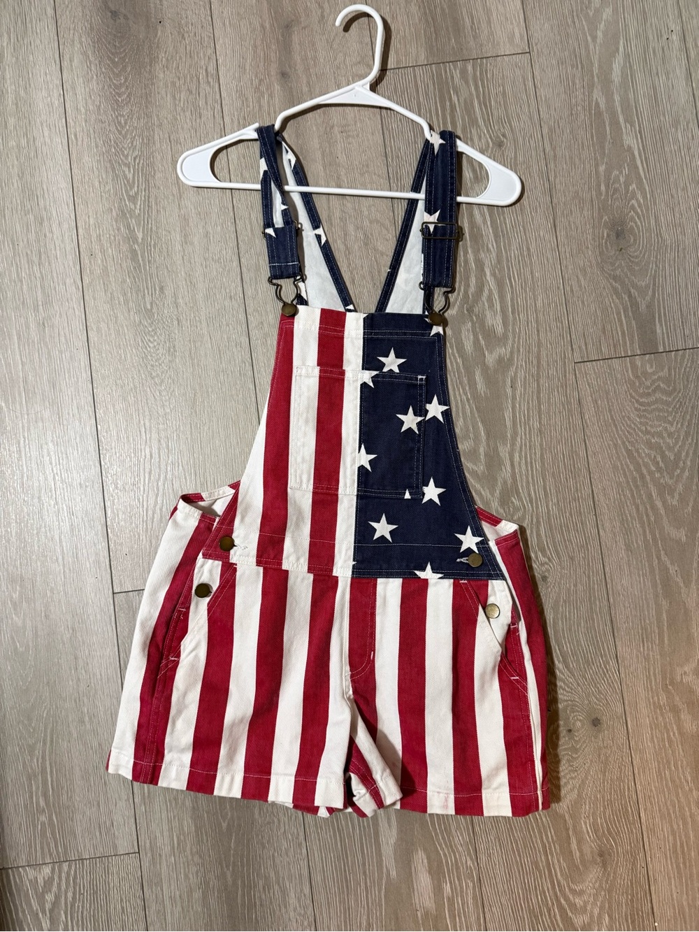 Chubbies Women’s stars & Stripe Overalls Shorts - Navy & Red